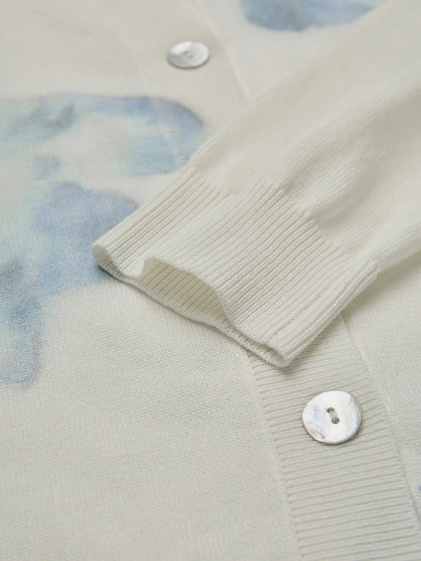 Wool Cardigan, Long Sleeves, Round Neck, Floral, Button Design, Vacation, Vintage, White