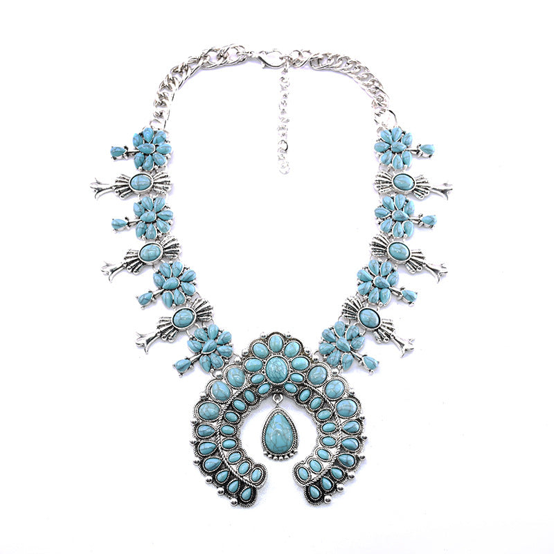Boho Turquoise Flower Pendant Alloy Necklace