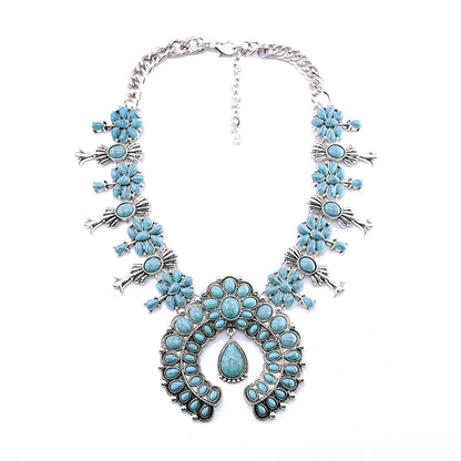 Boho Turquoise Flower Pendant Alloy Necklace