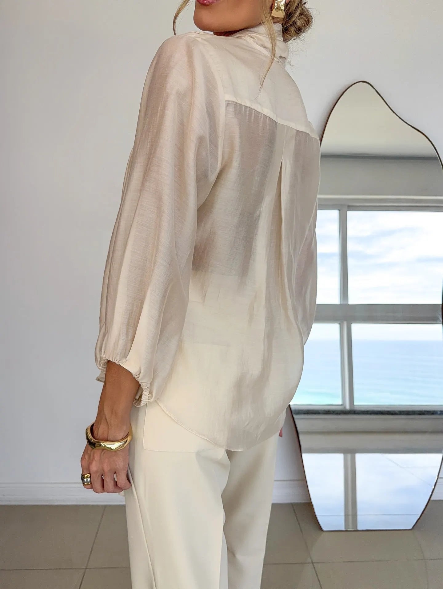 An Elegant And Cozy Shirt With Multiple Ways To Wear