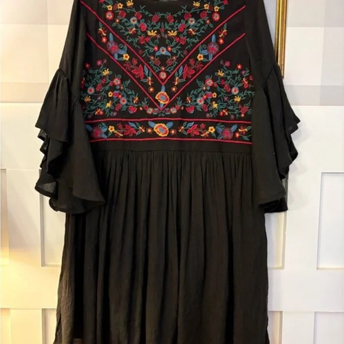 Abito Corto Donna Boho con Ricami Floreali Colorati